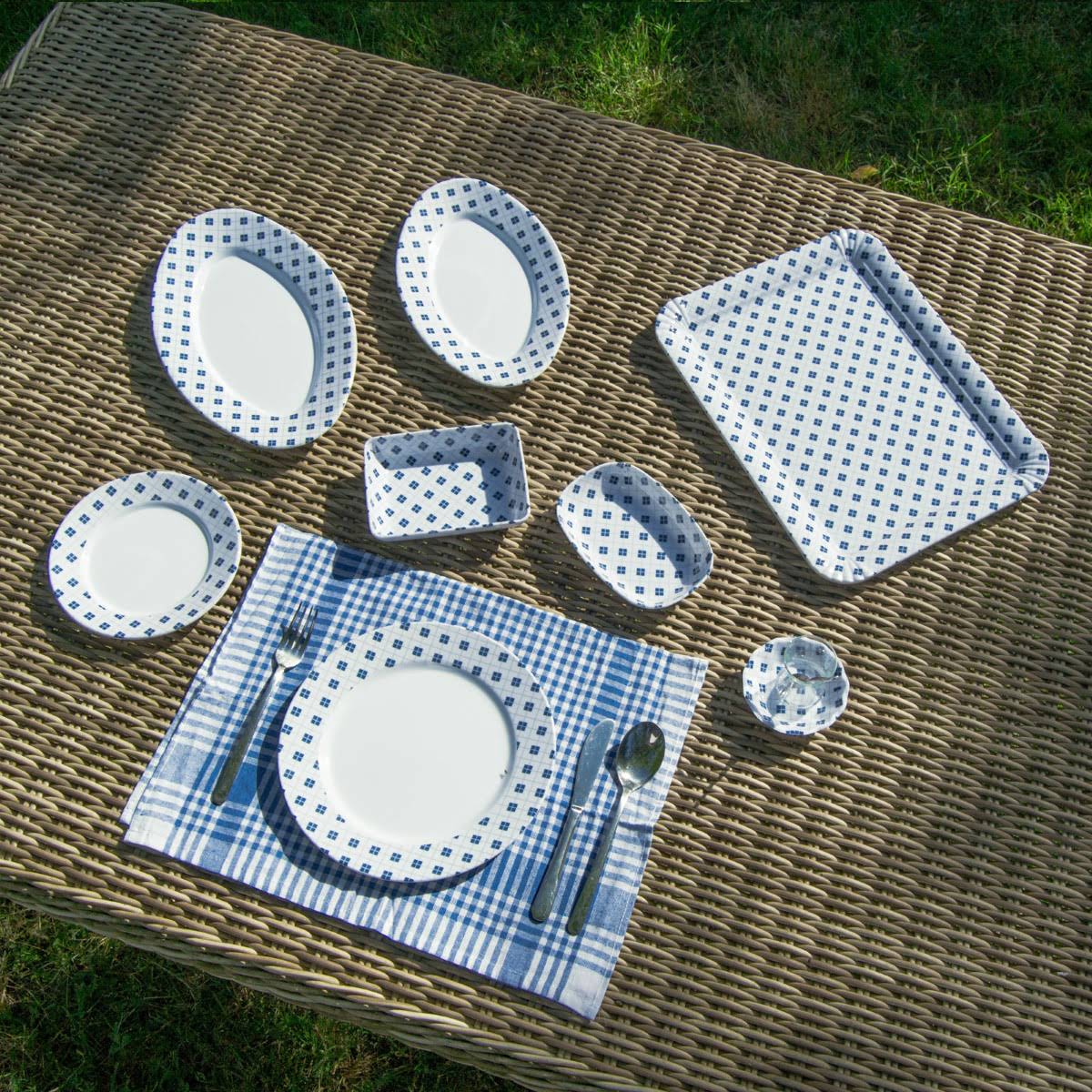 4 kişilik 18 parça melamin piknik seti kolay taşınır kolay temizlenir ve kullanılır